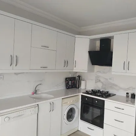 Apolin House Отель